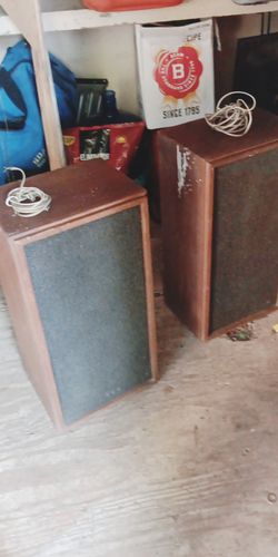 KLH Model 17 1960s Speakers