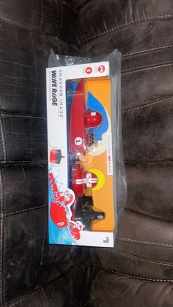 2 New Sharper Image WAVE RAGE Remote Control Red Speedboat Racer SIRC Racing