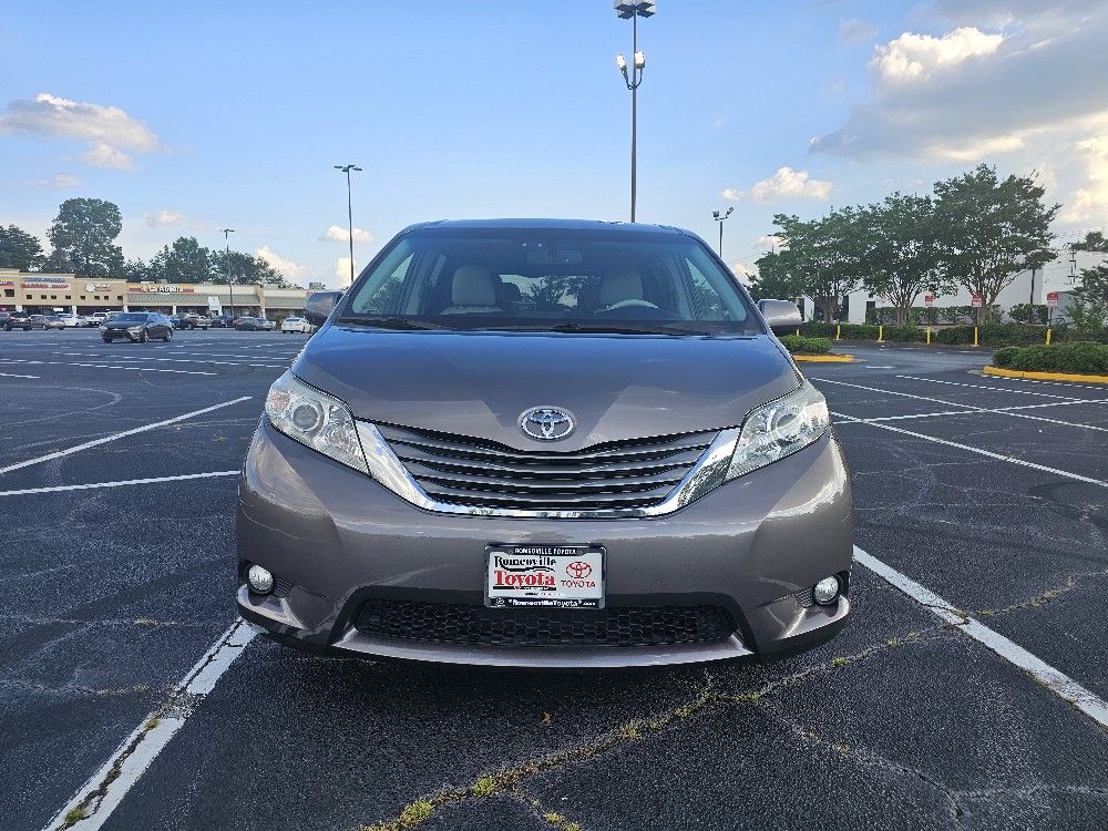 2013 Toyota Sienna