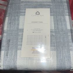 Grommet Panel
