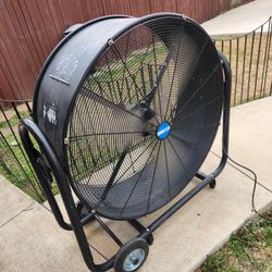  38" Metal Fan ,, Works Great 