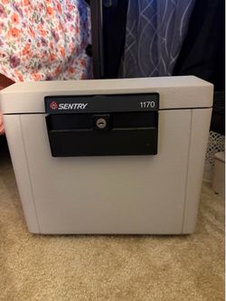 Box safe whit key