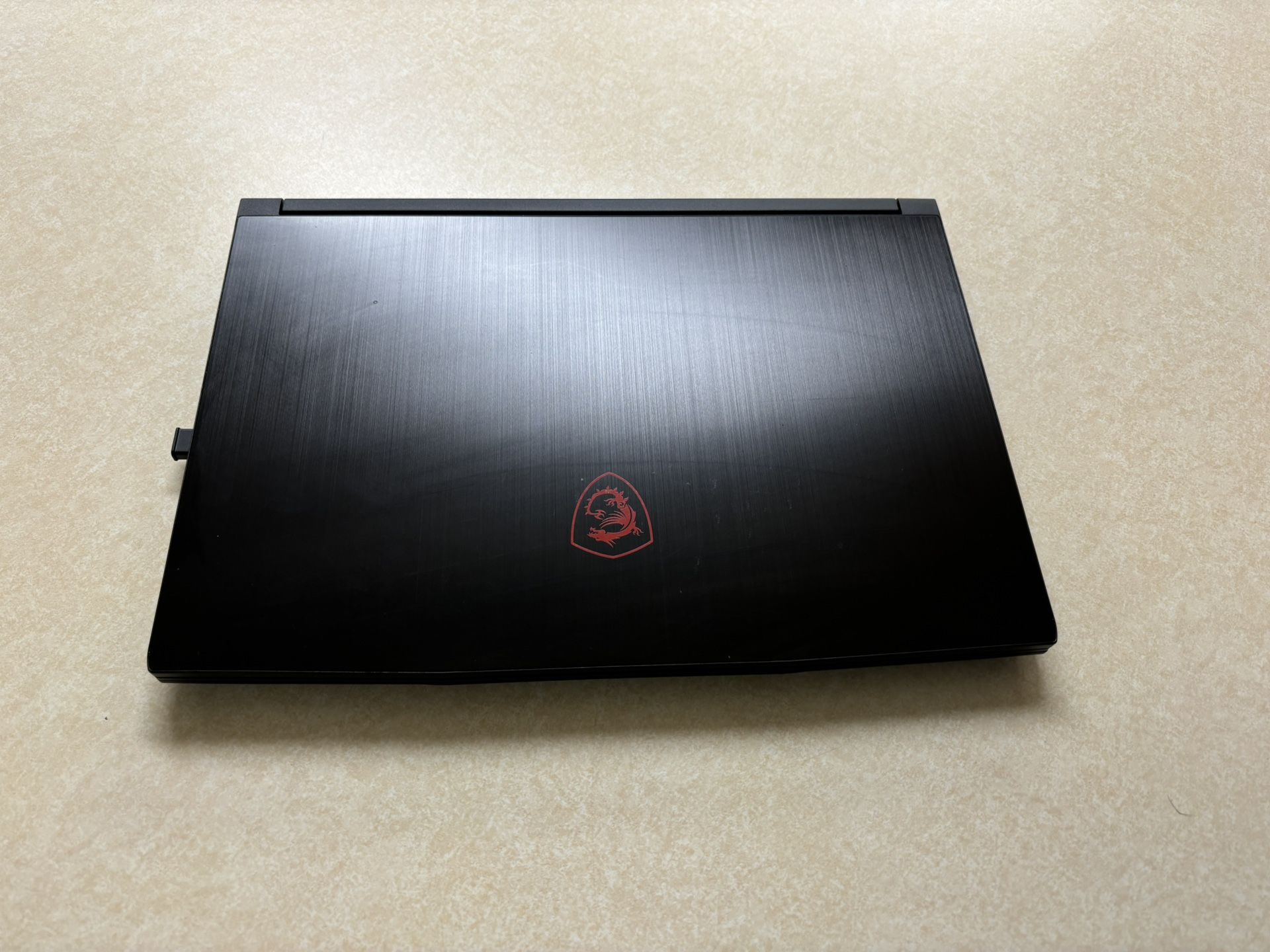 MSI Thin 6F63 12ve, HyperX Pulsefire Haste