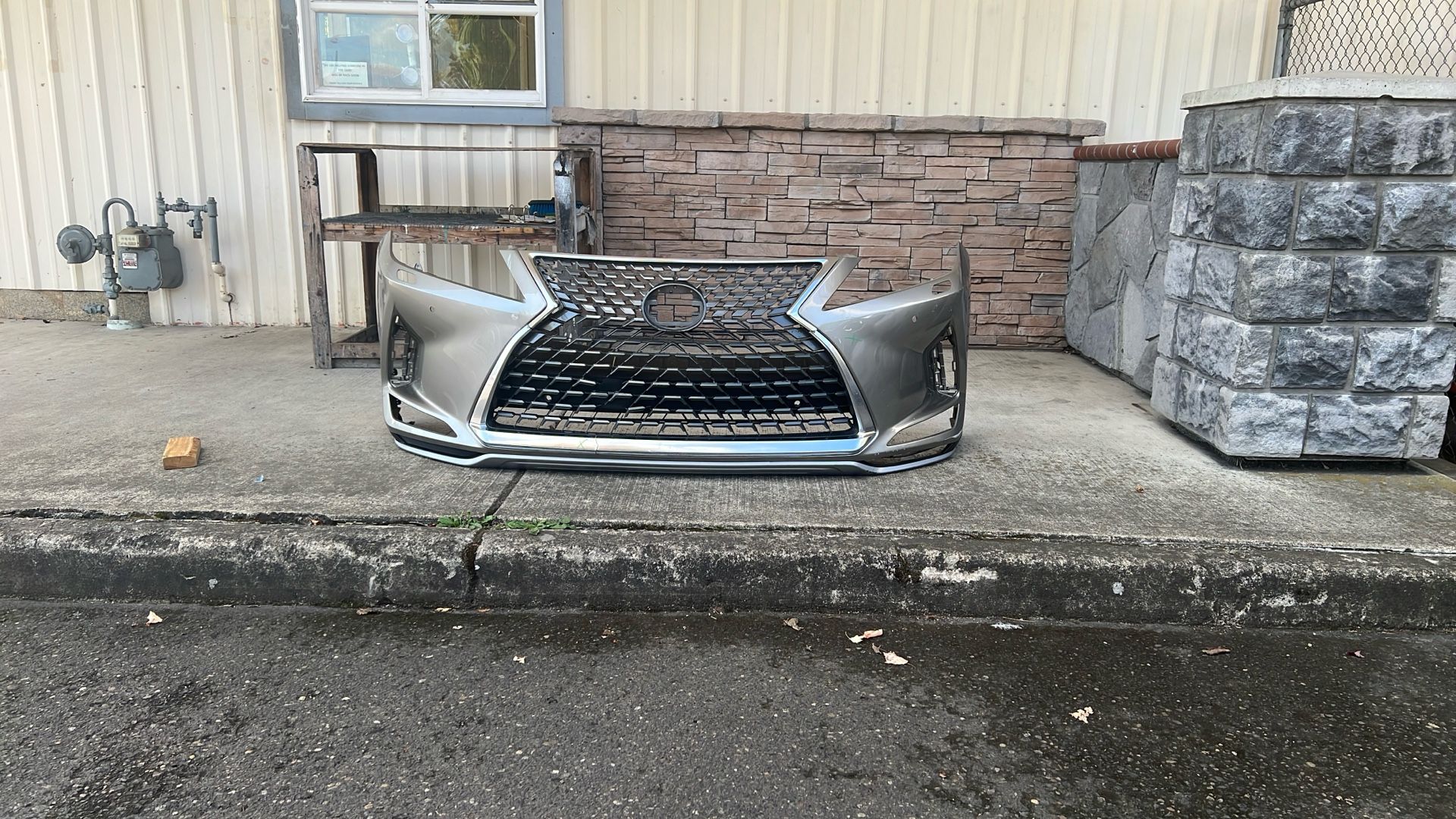 2020 Lexus RX350 Front Bumper Cover Only #B960 LX1000 380