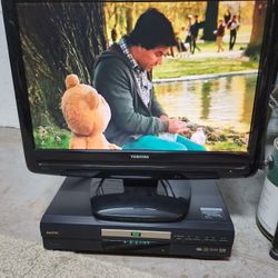 Toshiba 19 Inch 720 LCD TV
