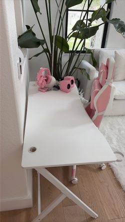 Children’s desk with chair