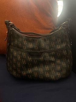 Used Women’s Dooney and Bourke Purse