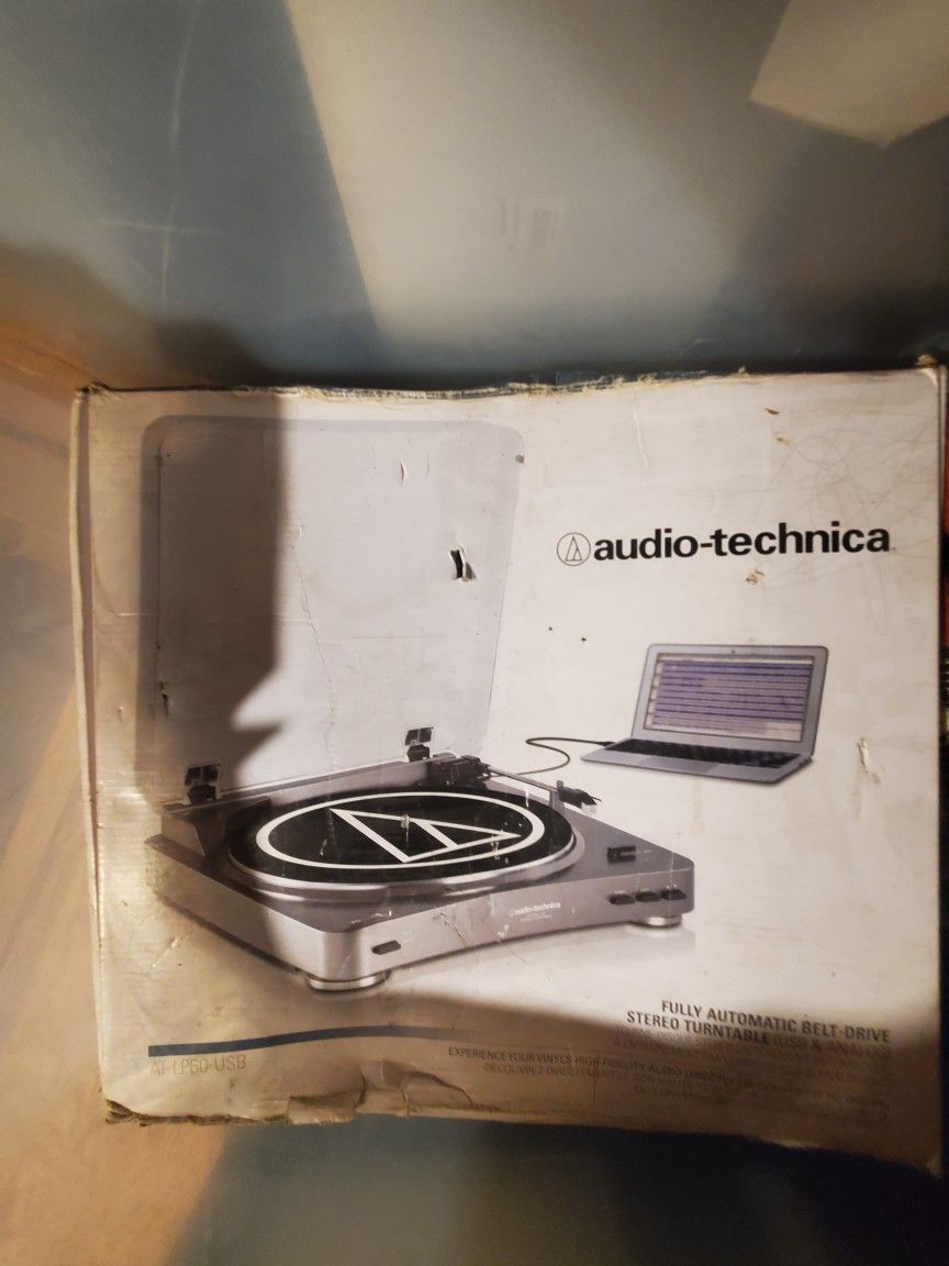Audio Technia Belt Driven Usb Turntable