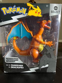 Pokémon Select Charizard Light FX Deluxe Figure New