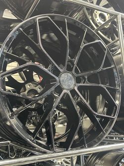 20" 5x114.3 wheels for Acura TL & Honda Civic Vehicle Fitment: Stop driving around on tiny factory rims that look entirely lost inside your wheel wel