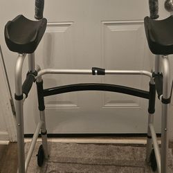 Upright  Walker For Senior Foldable⁸