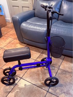 Leg scooter