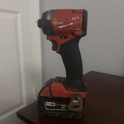 Milwaukee M18 Hammer Drill