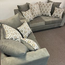 2 Pc Sofa And Loveseat 