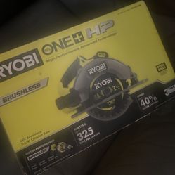RYOBI SAW / Cordless 