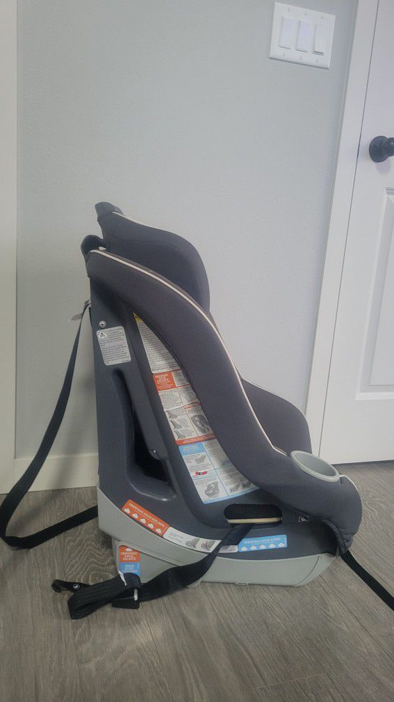 Graco Carseat 2021 Like New