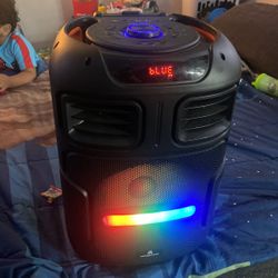 Max power Bluetooth Speaker/karaoke