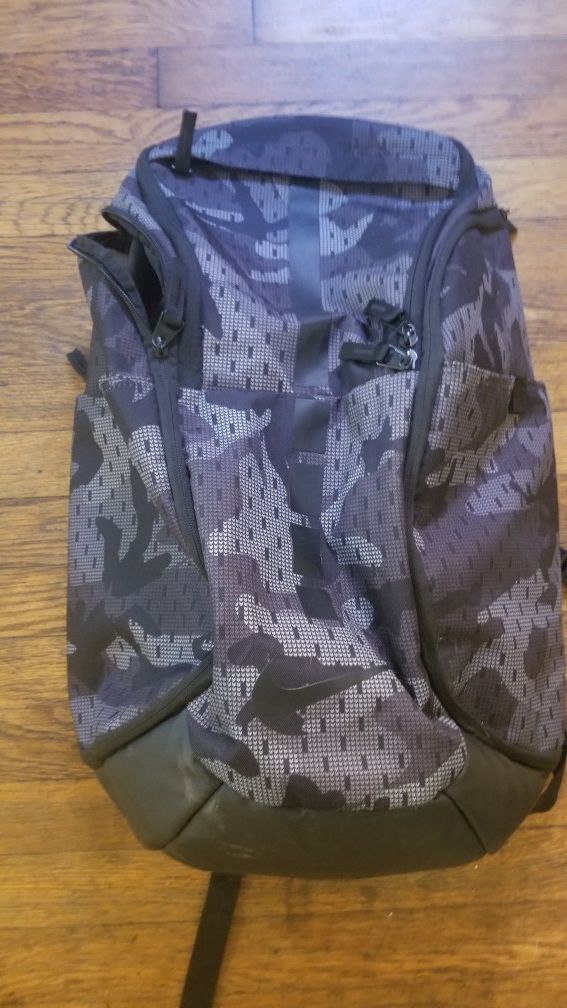 Nike Elite Baskteball Bag/Backpack