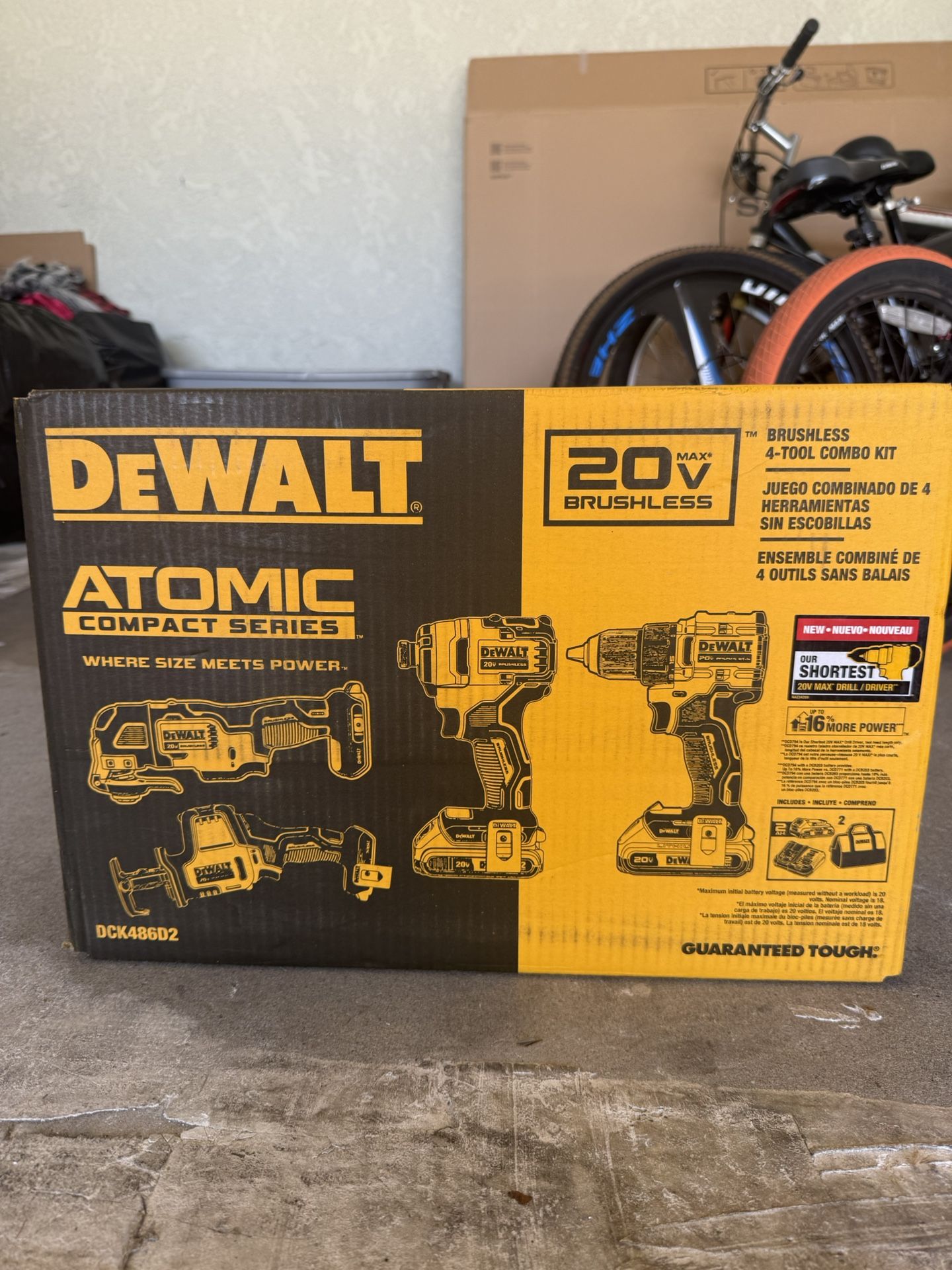 DEWALT TOOL SET 