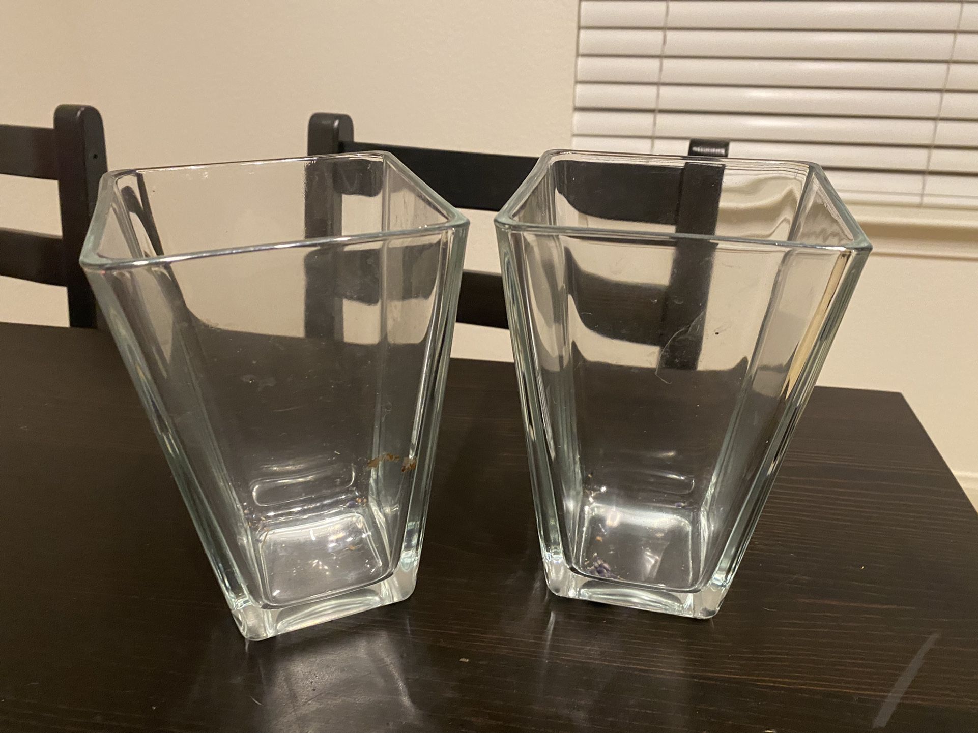 Square glass flower vase - set of 2