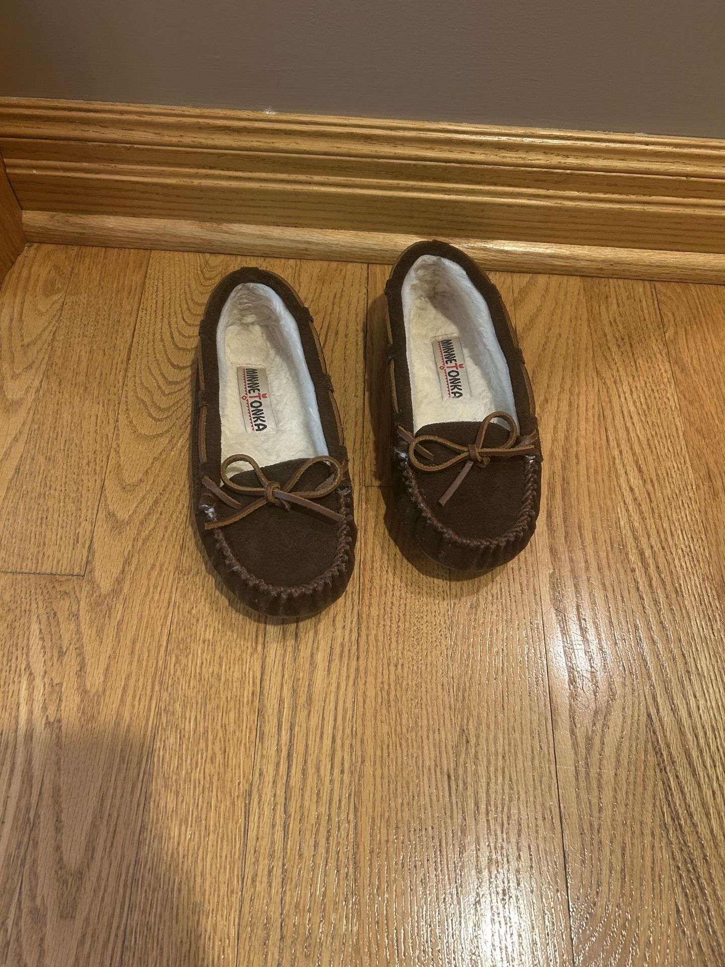 Minnetonka Slip On Moccasins