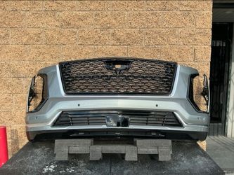 2025 2026 CADILLAC ESCALADE FRONT BUMPER OEM USED
