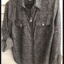 Ladies’ MICHAEL KORS Zippered Blouse! Size M