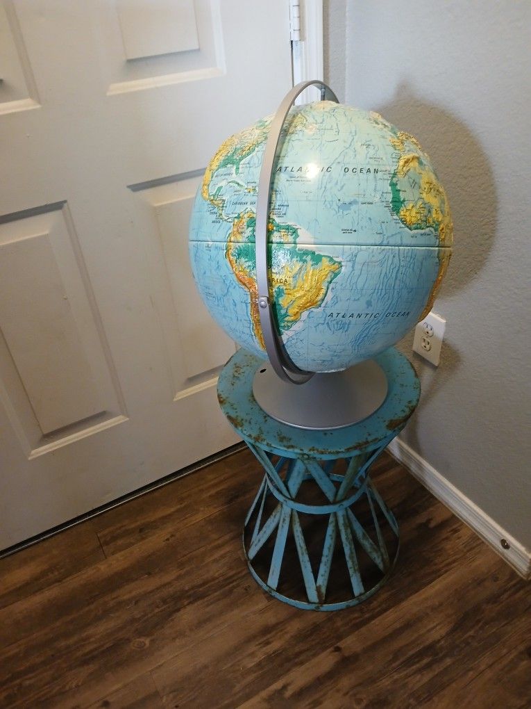 NYSTROM Vintage Sculptural Relief Globe