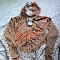 Nike Sportswear Swoosh 