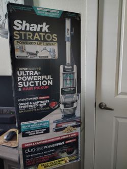SHARK STRATOS VACUUM