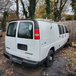 2006 Chevrolet Express Cargo Van