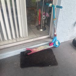 One Skate  Board  Must For Girs 