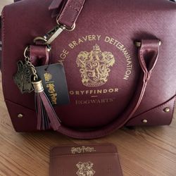 Harry Potter Gryffindor Bag + Matching Cardholder (NEW)