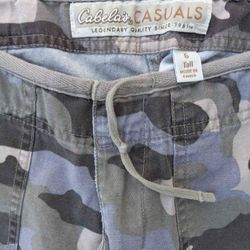 Ladies Camo Size 6 Tall Like New 