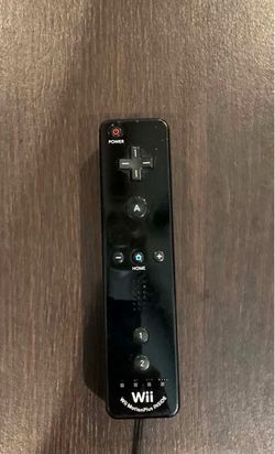 Nintendo Wii remote plus