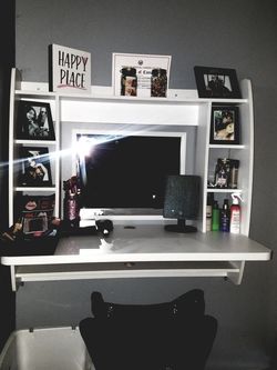 Wall Mounted Computer Desk / Vanity