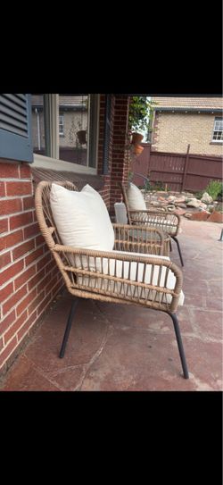 Outdoor Wicker Furniture Set (2 Armchair with Cushion + Glass table)