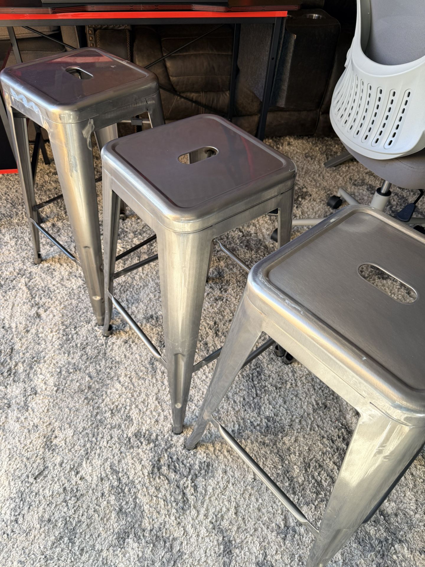 Loft Style 24 in. Stackable Metal Silver Bar Stool (Set of 6)