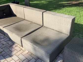 Patio furniture | Great condition |Free Table