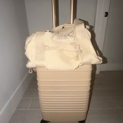 Beis Carry-On & Duffle