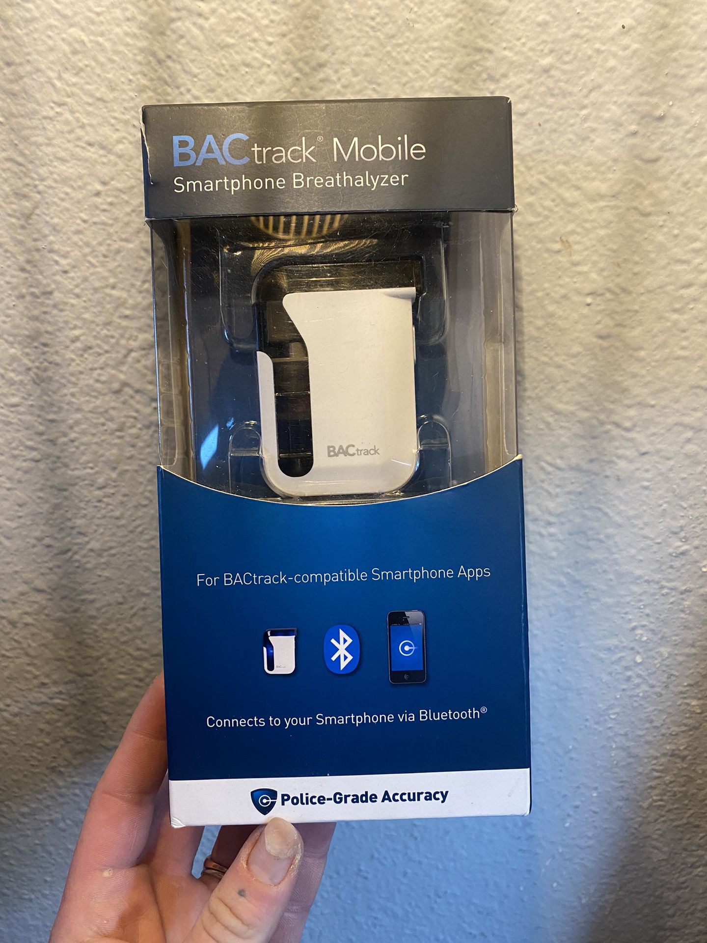 BAC track Mobile Bluetooth Smartphone Breathalyzer