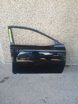 2018-24 Toyota camry Right front door