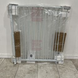 Extra Wide Pet Gate / Safety Gate - Fits Openings 34” - 54”