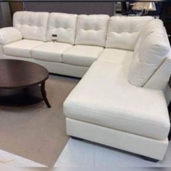 White 2 Piece Faux Leather Sectional RAF Chaise🔥Couch/Living Room Set👍New Brand🌟Delivery Available 🚛