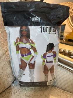 Halloween women costume small