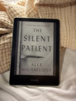 Kindle Paperwhite Signature Edition