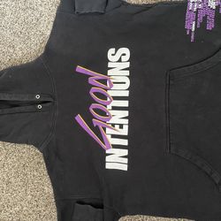 v-lone hoodie size L
