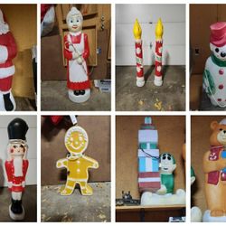 Vintage Christmas Blow Mold Collection 10 Pieces

Selling for my parents. My dad built a special platform in the garage to store them. The garage has 