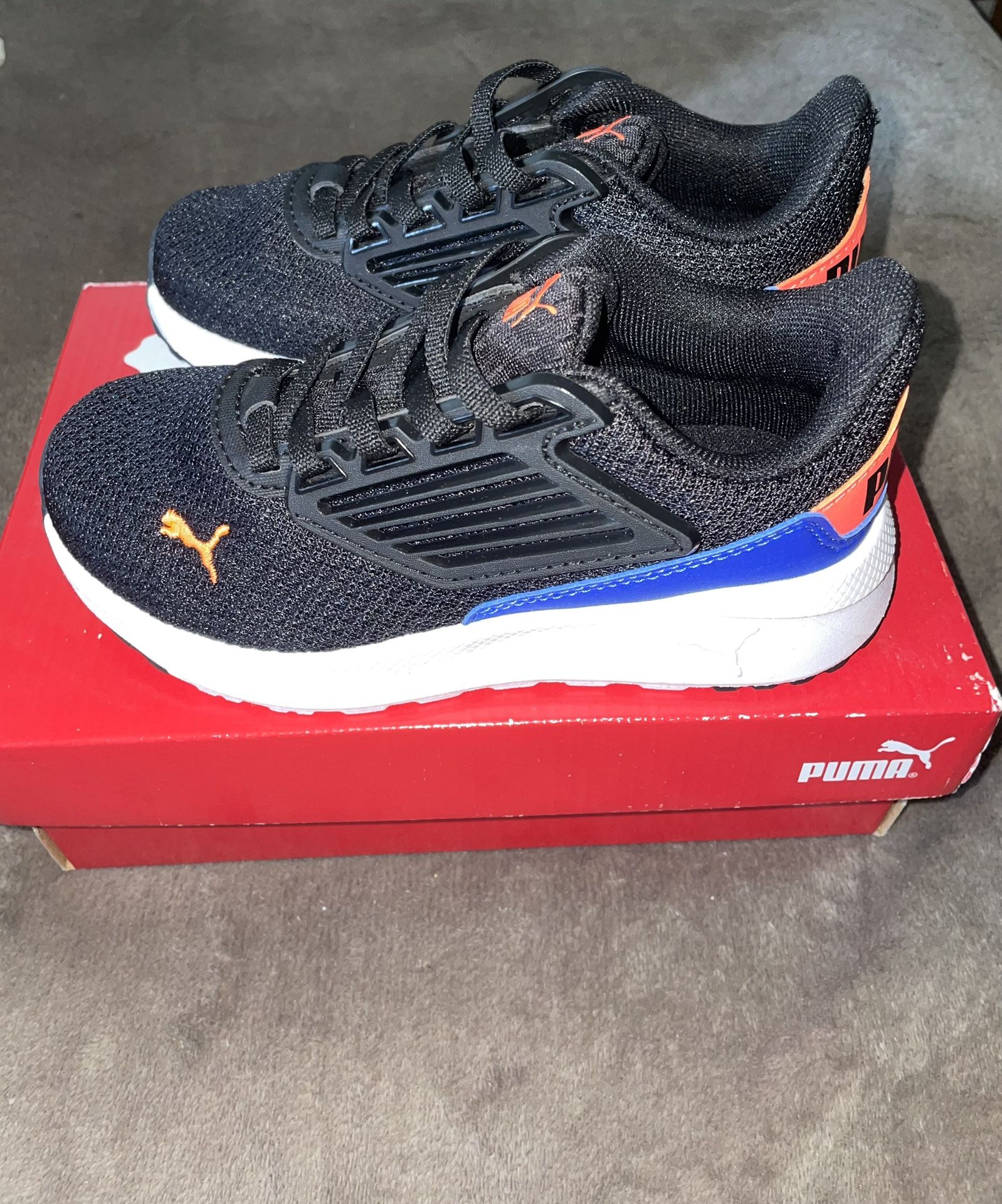 Pumas Shoes 12C