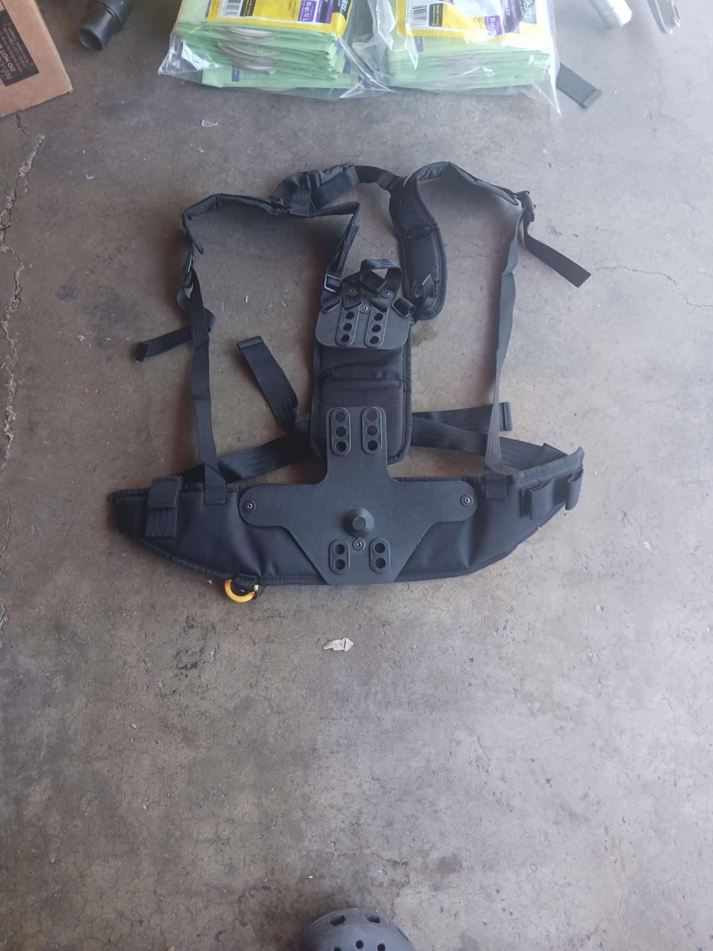 Vacuum body straps